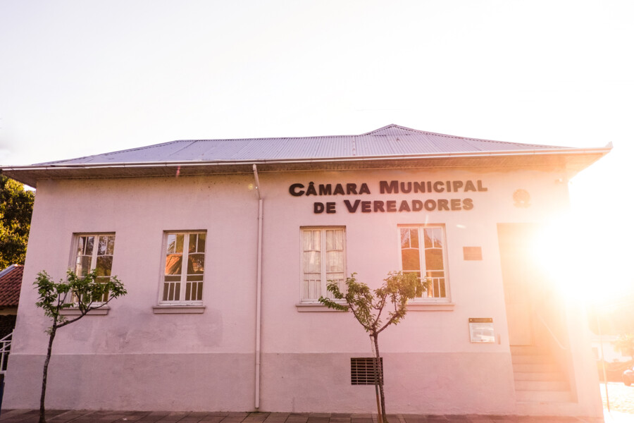 Câmara Municipal de Vereadores e Prisão.jpg