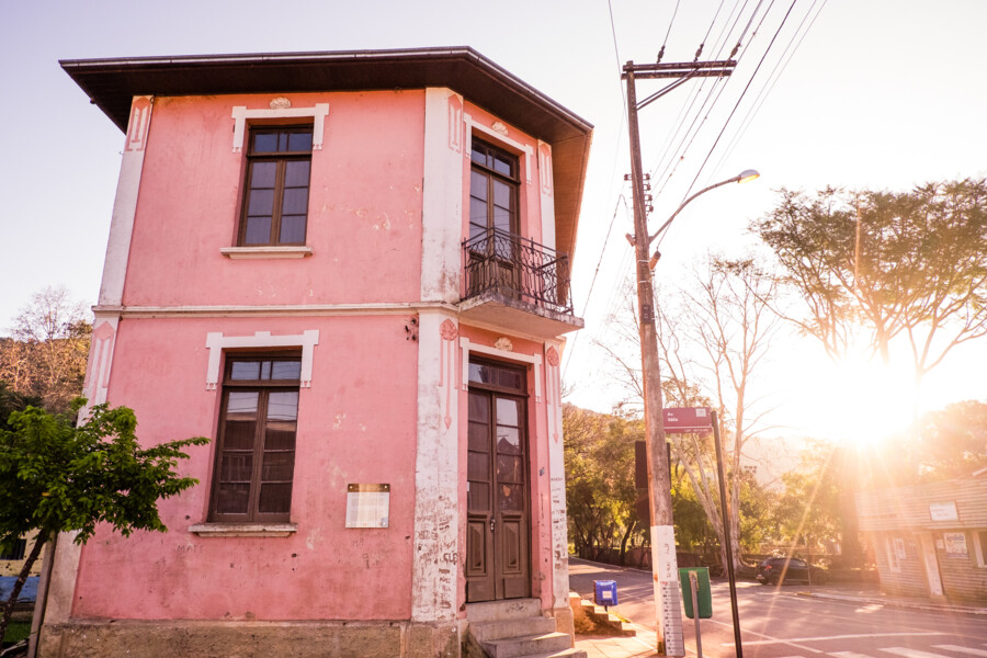 Casa da Oficina e Maxambomba da Cia. Arnt.jpg